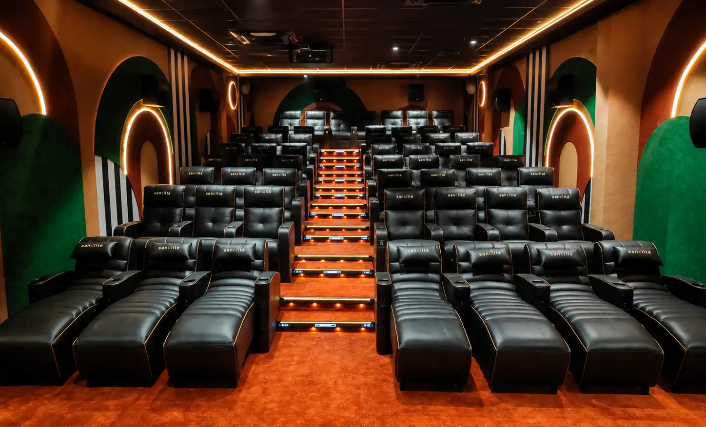 Luxe Lobby